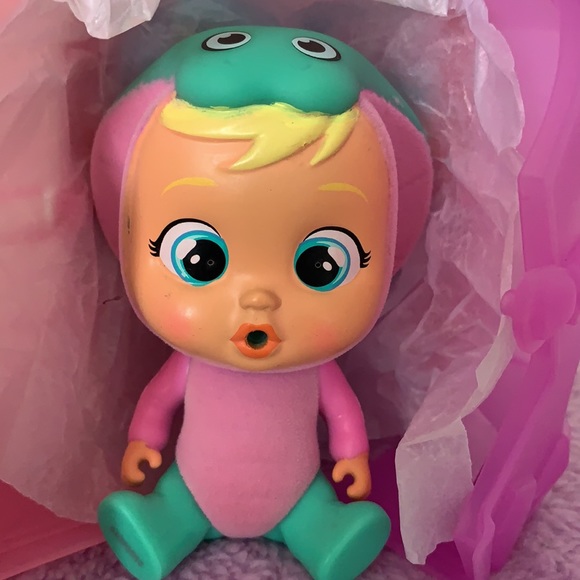 Cry babies Magic tears Icy world ultra rare SHANA !!!! Firm on price . - Picture 4 of 4